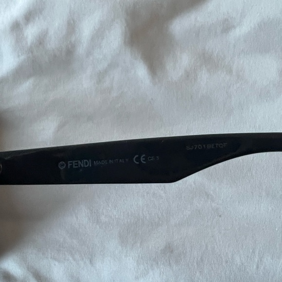 Authentic Fendi Sunglasses - Picture 4 of 6